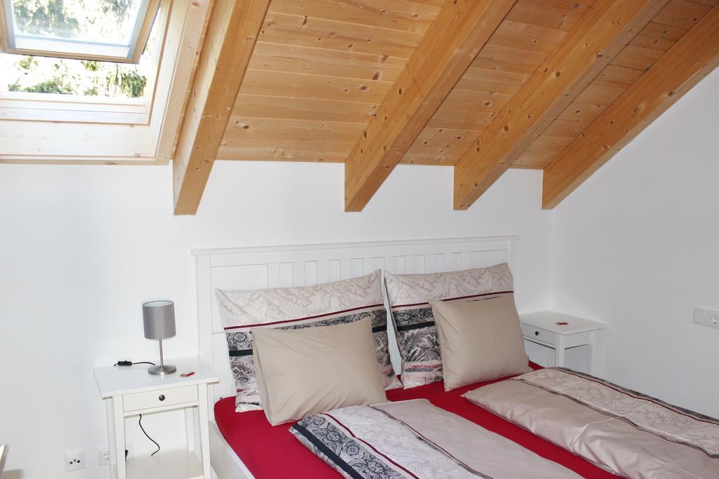 Ferienwohnung Earthloft Bad Kleinkirchheim Room photo