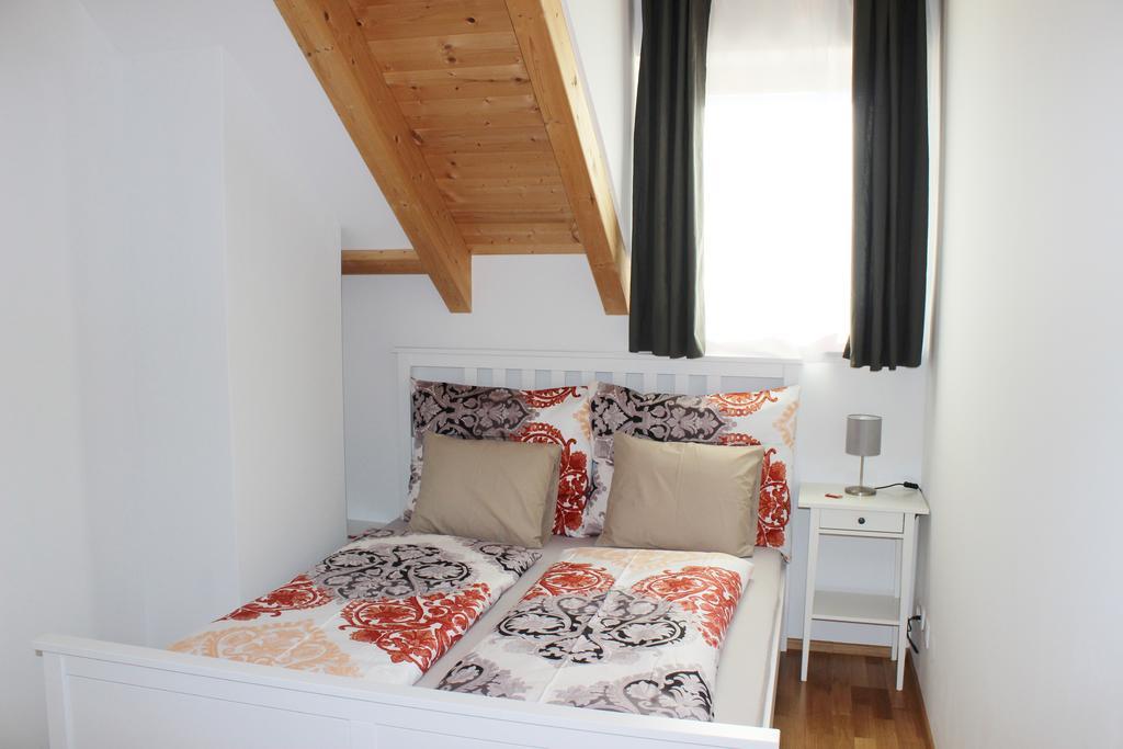 Ferienwohnung Earthloft Bad Kleinkirchheim Room photo